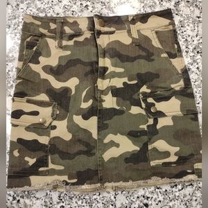 Small camouflage skirt